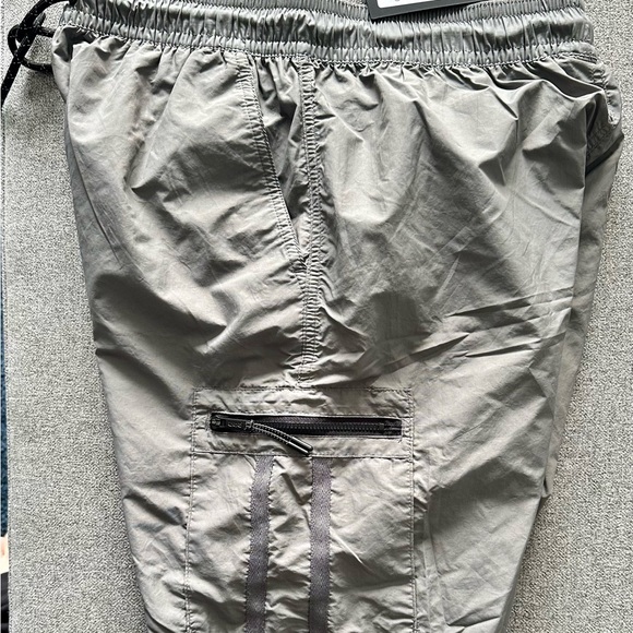 Men’s CSG Swim Trunks size Medium - Picture 2 of 4